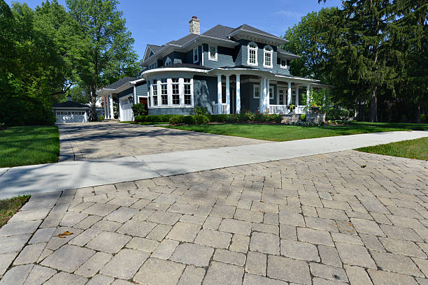 Best Interlocking Driveway Pavers  in Bridge City, TX